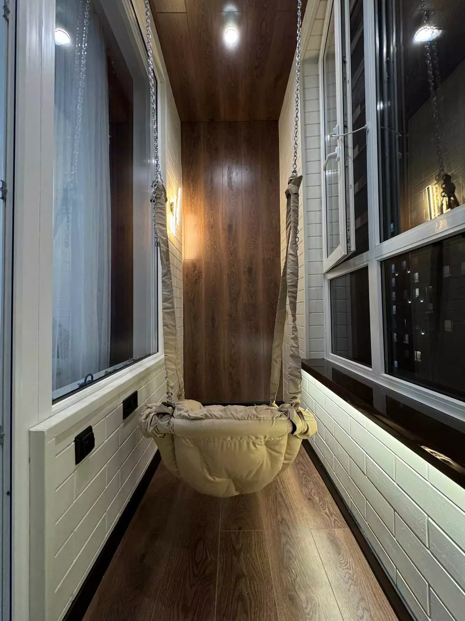 balcony
