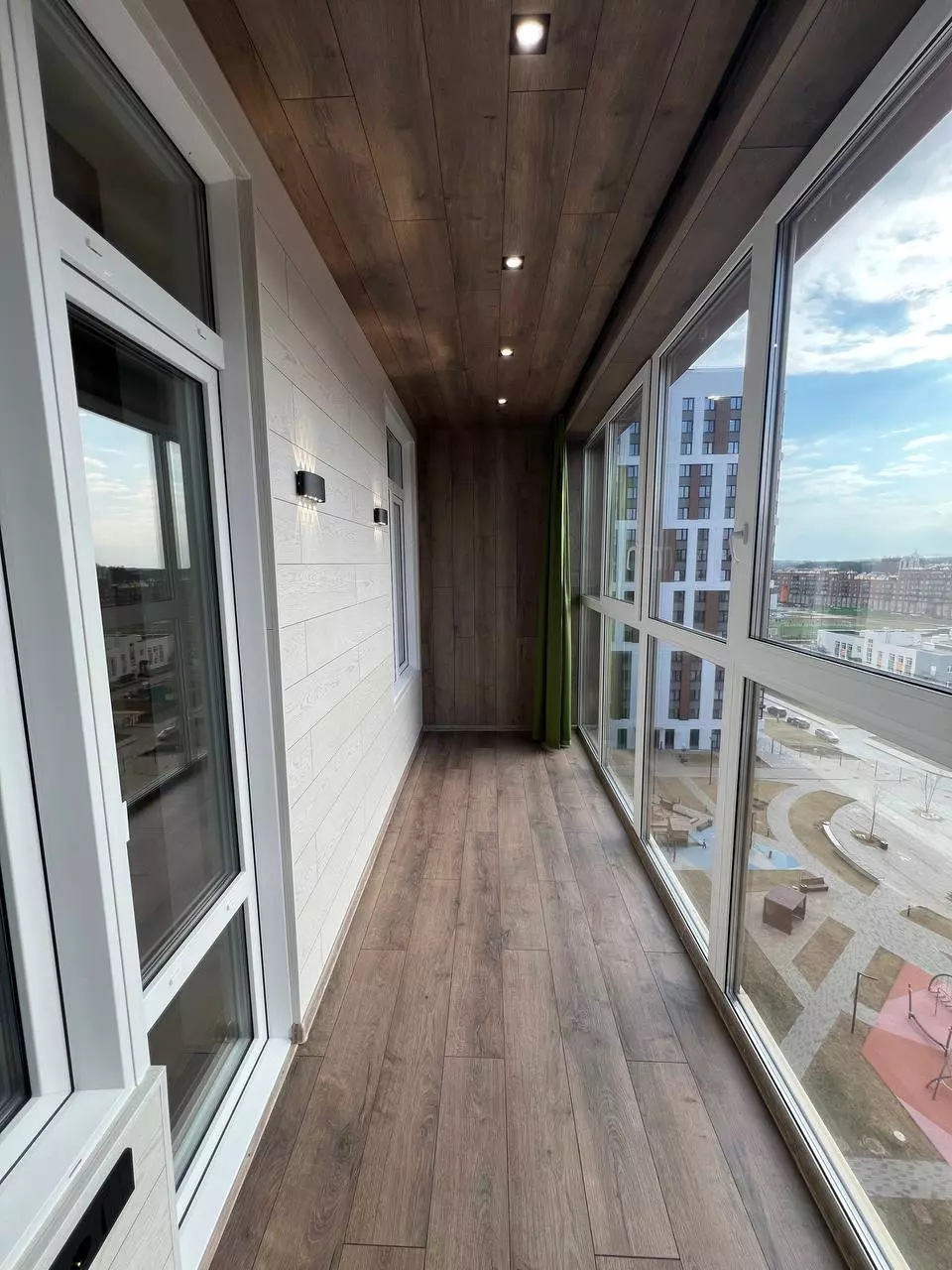balcony
